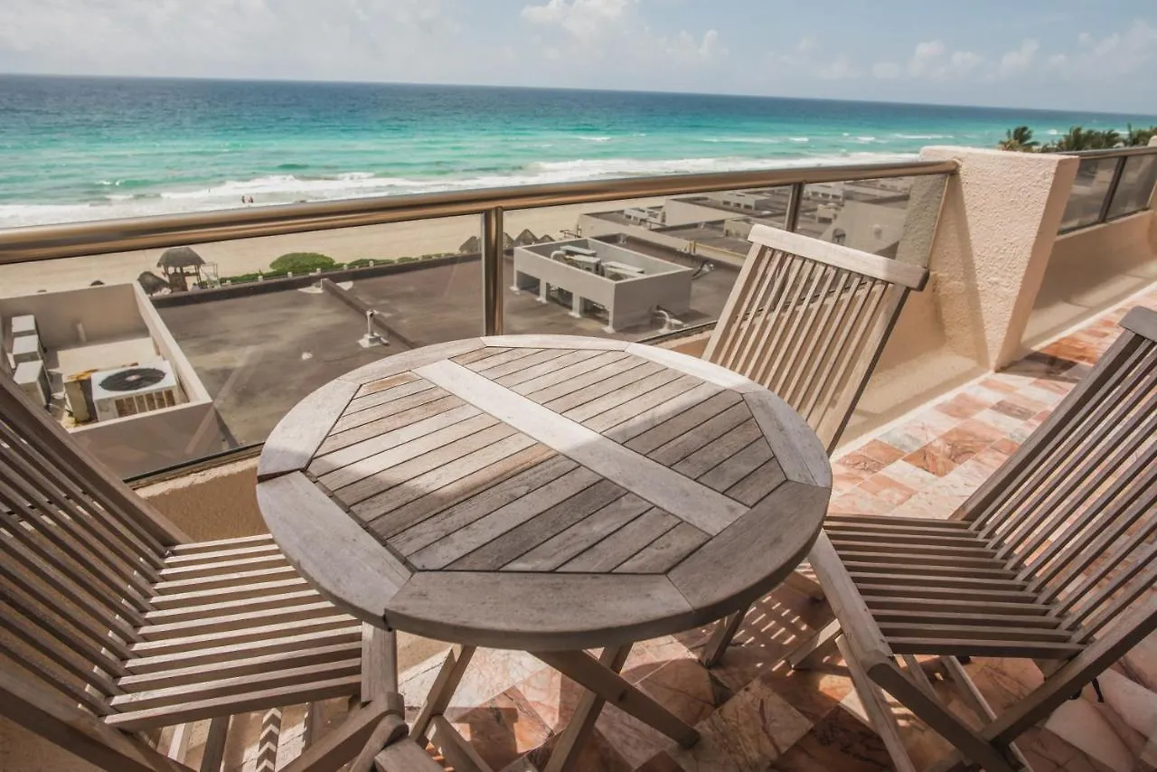 Villa Marlin Ocean View Κανκούν