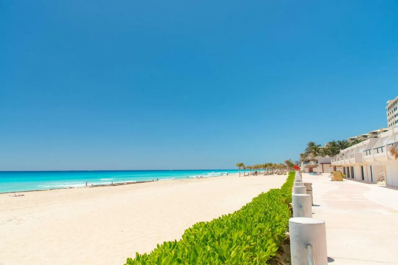 Guest house Villa Marlin Ocean View Cancun